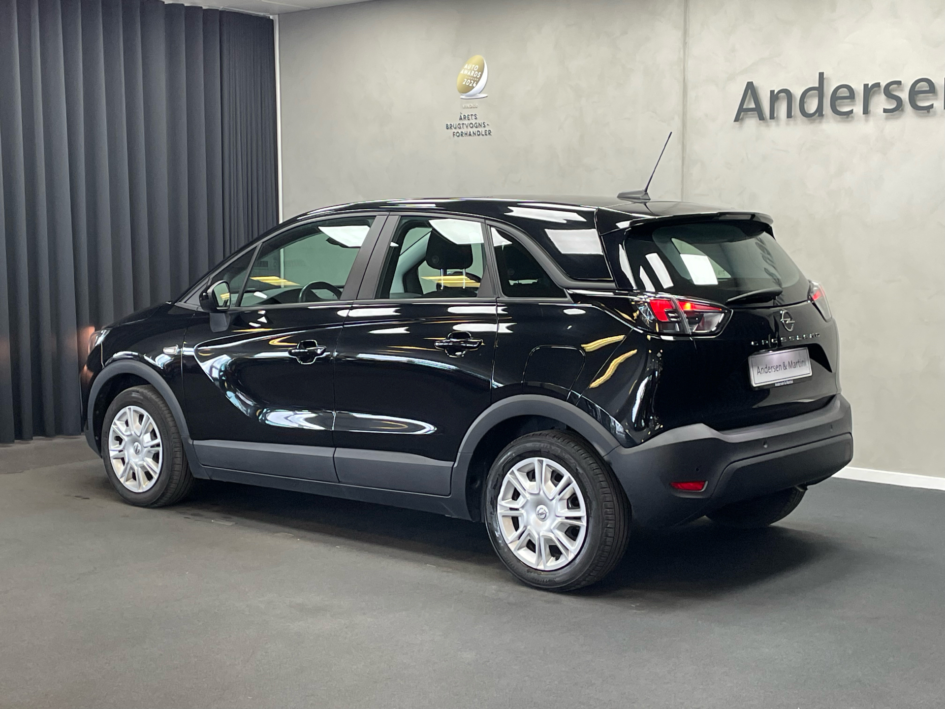 Sort Opel Crossland fra 2022