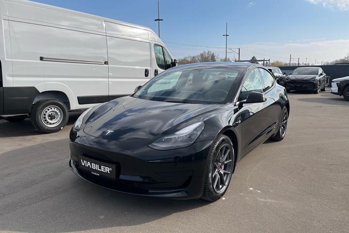 undefined Tesla Model 3 fra 2022 set udefra
