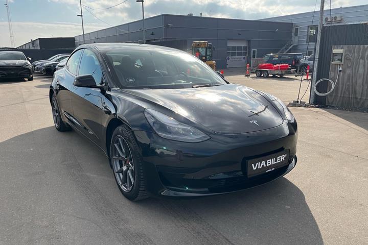 undefined Tesla Model 3 fra 2022