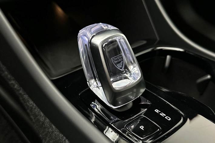 Blå Volvo EC40 fra 2024