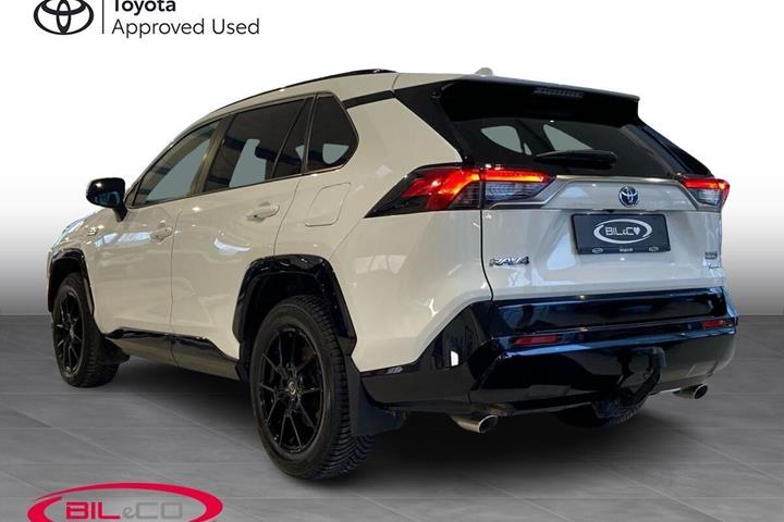 Hvid Toyota RAV4 Plug-in fra 2020