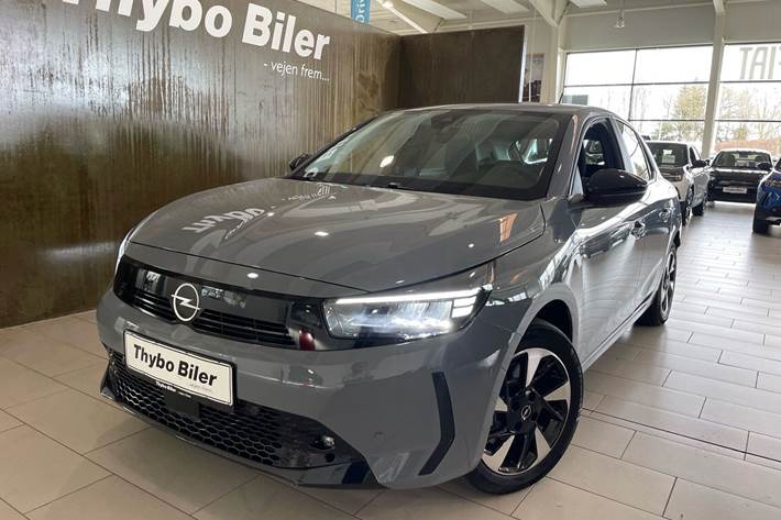 Grå Opel Corsa-e fra 2024