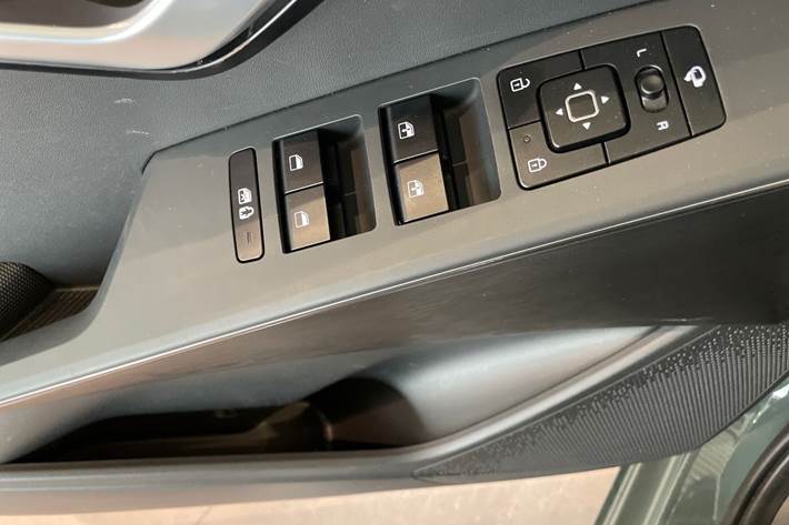 Grøn Kia Niro fra 2022