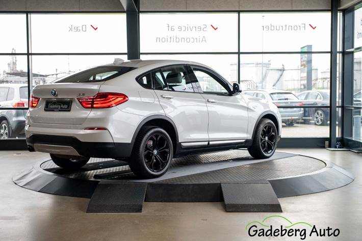 Hvid BMW X4 fra 2015