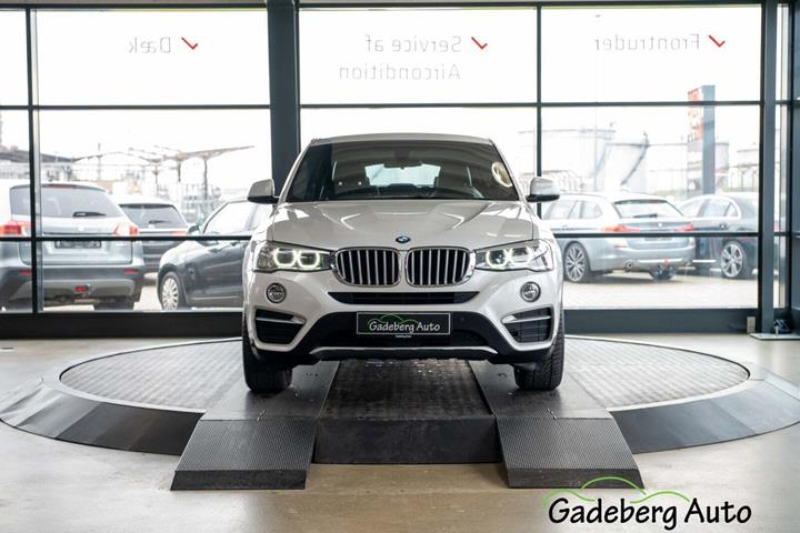 Hvid BMW X4 fra 2015