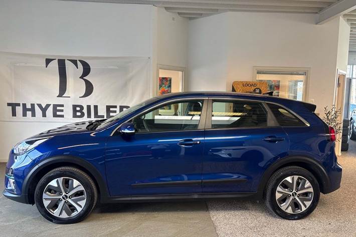 Blå Kia e-Niro fra 2021