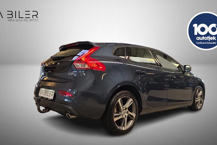 undefined Volvo V40 fra 2018