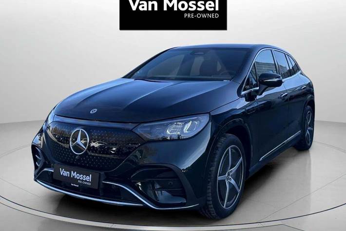 Grøn Mercedes EQE350 SUV fra 2025