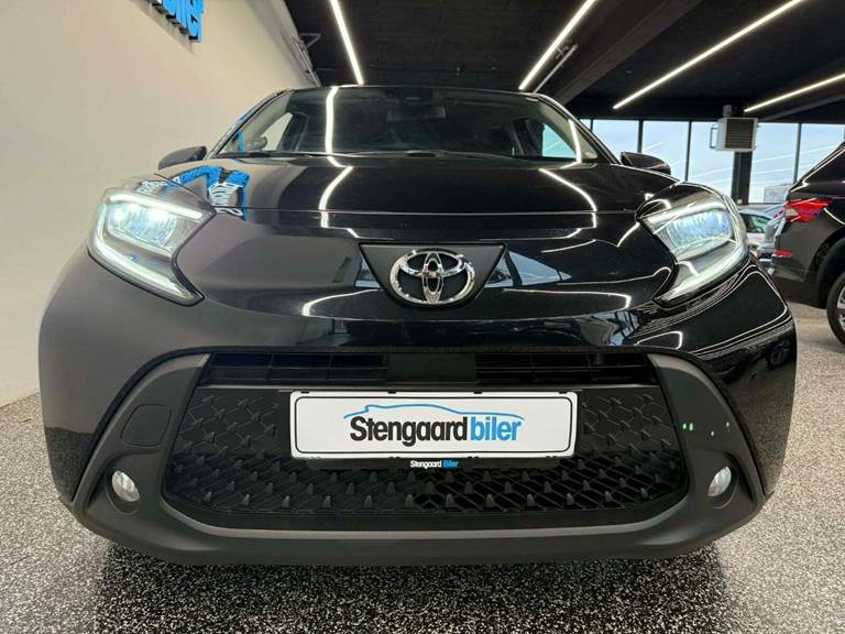 Toyota Aygo X 1,0 Undercover