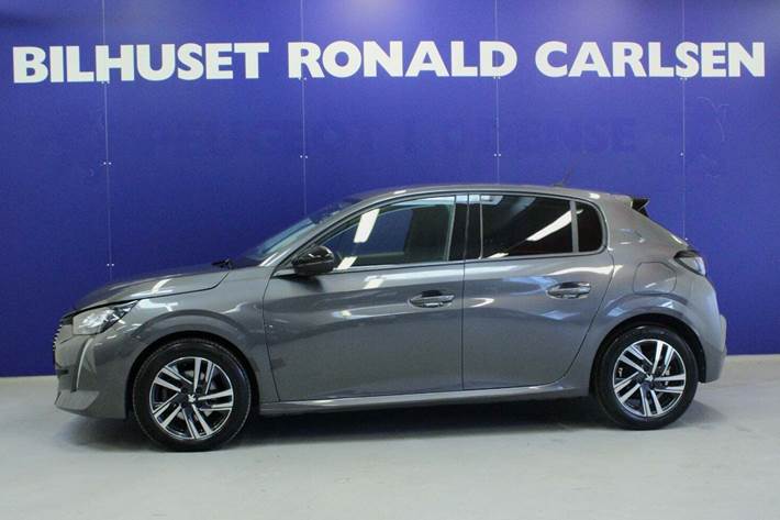 Grå Peugeot 208 fra 2023