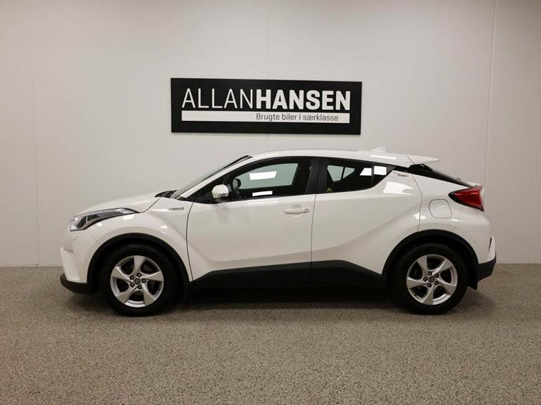 Toyota C-HR 1,8 Hybrid C-ENTER CVT