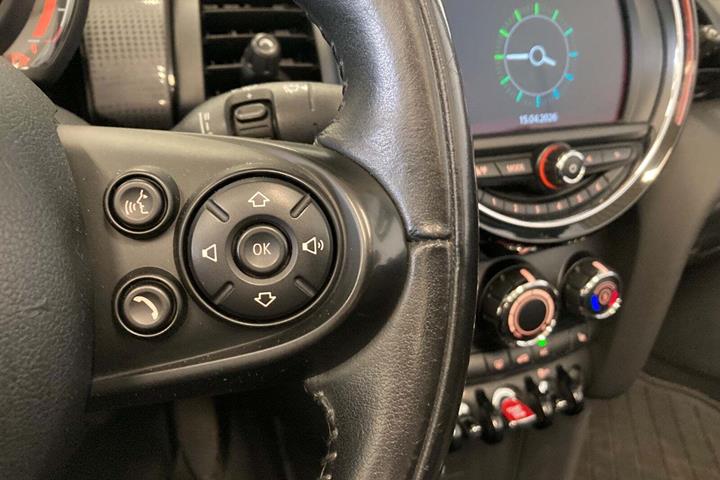 Grå Mini Cooper fra 2018
