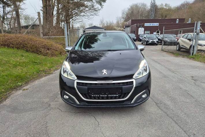 undefined Peugeot 208 fra 2016