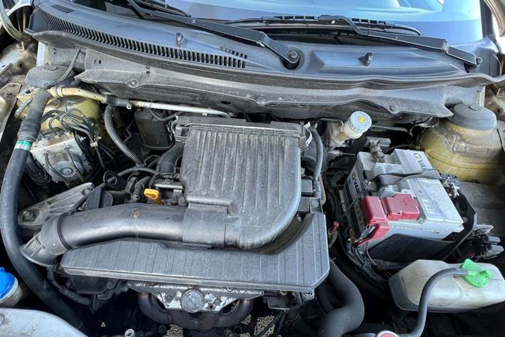 Sølv Suzuki Swift fra 2011