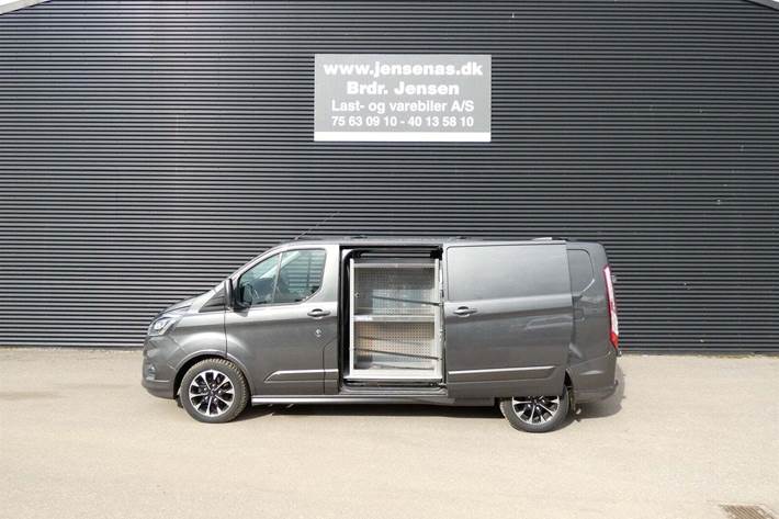 Grå Ford Transit Custom 320 L2 fra 2024