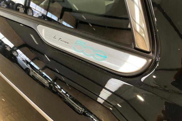 Sort Fiat 500e fra 2022