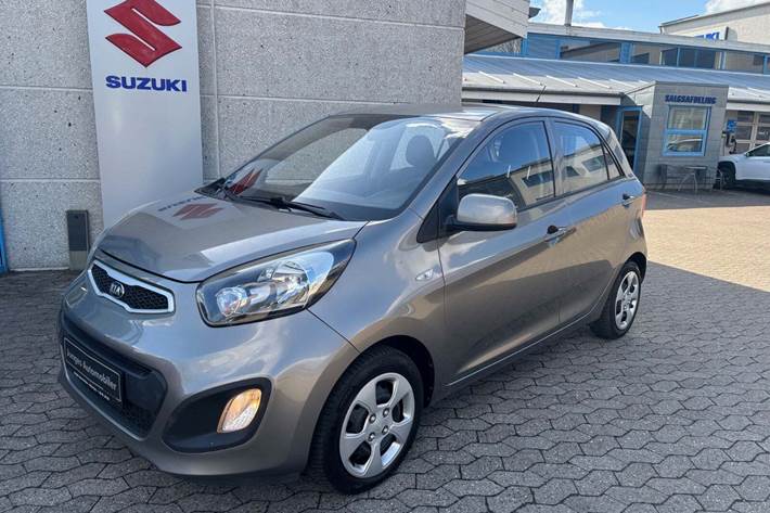 Grå Kia Picanto fra 2013