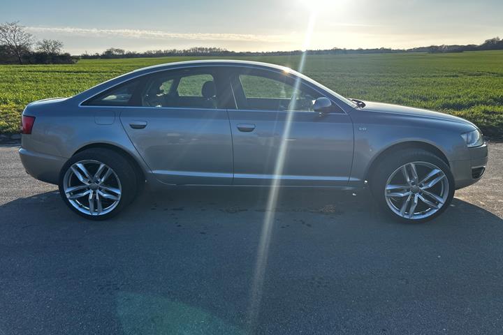 Sølv Audi A 6 fra 2007