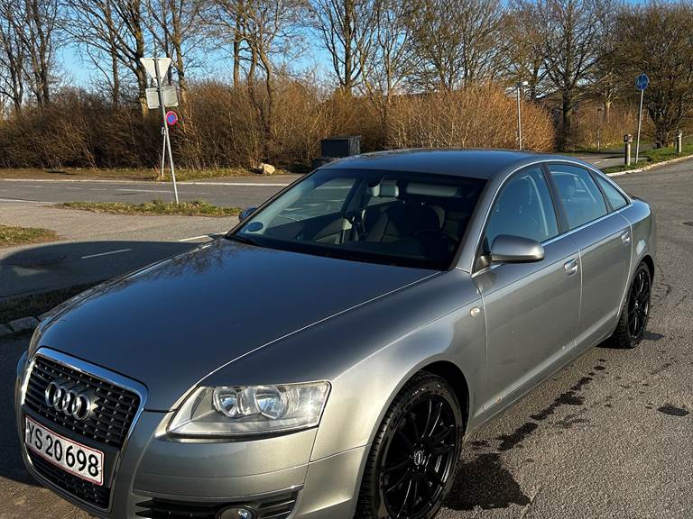 Audi A 6 2,4 2,4 limousine