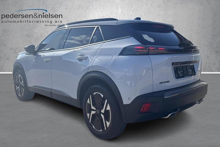 Hvid Peugeot 2008 fra 2024