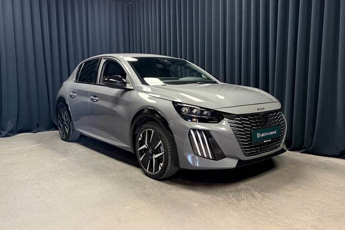 Grå Peugeot e-208 fra 2025