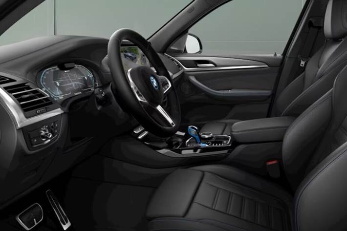 Grå BMW iX3 fra 2022