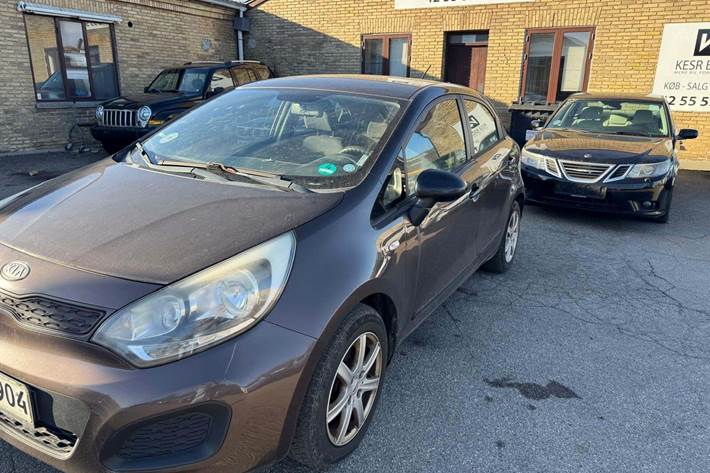 undefined Kia Rio fra 2012