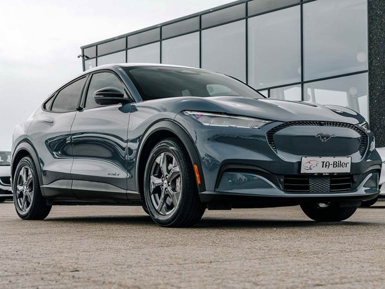 Ford Mustang Mach-E 70 Standard Range