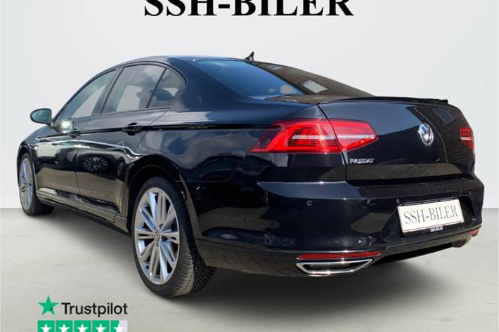 Sort VW Passat fra 2019