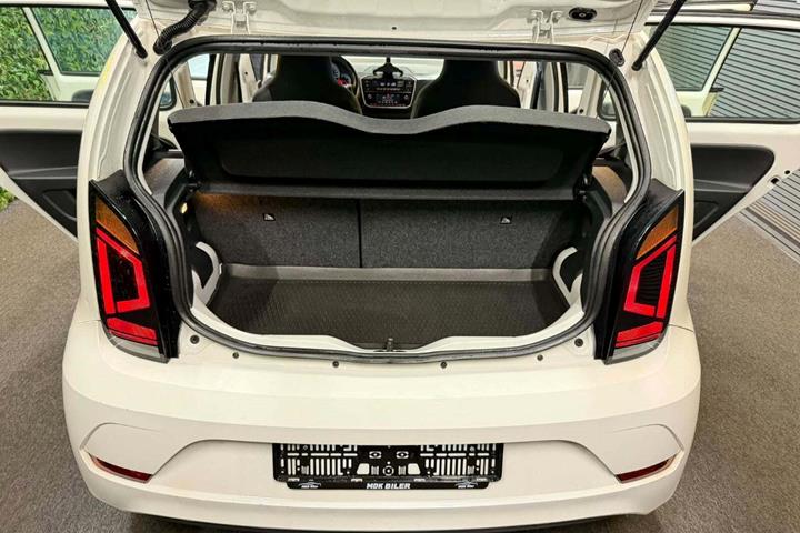 Hvid VW UP! fra 2019