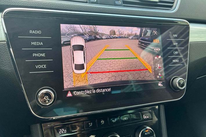 Sort Skoda Superb fra 2021