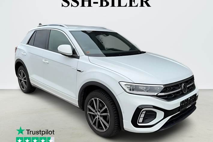 Hvid VW T-Roc fra 2022 set udefra