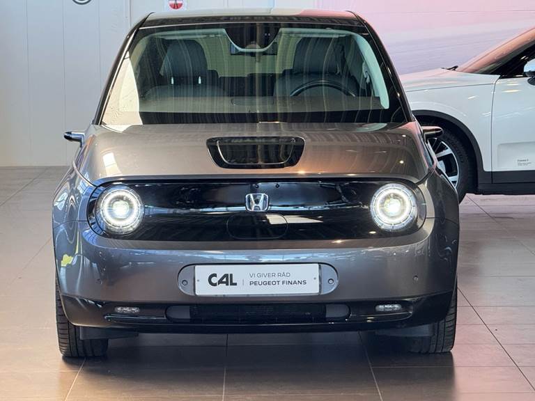 Honda e EL Advance CVT 154HK 5d Aut.