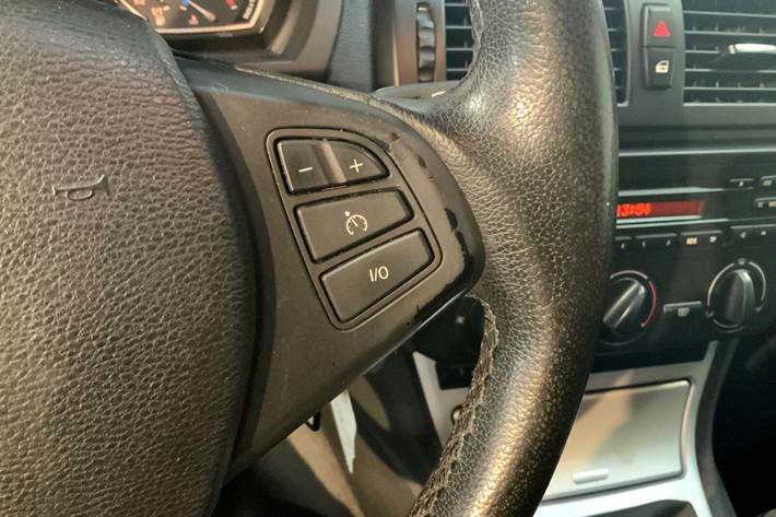 Sølv BMW X3 fra 2007