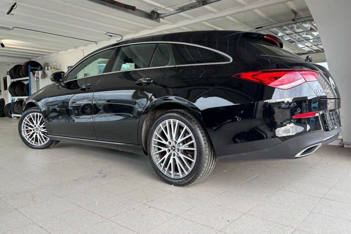 Sort Mercedes CLA250 e fra 2021