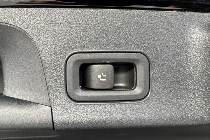 Sort Mercedes CLA250 e fra 2021
