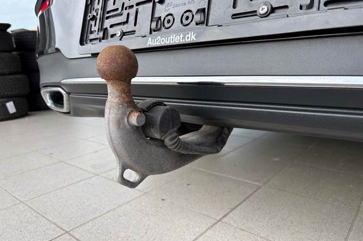 Sort Mercedes CLA250 e fra 2021