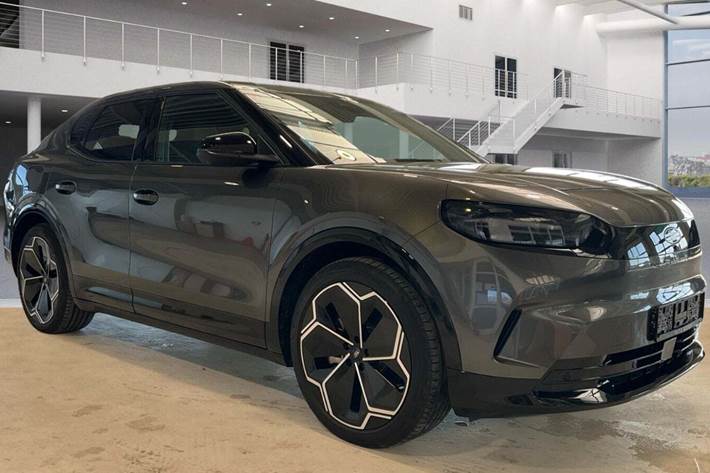 Grå Ford Capri fra 2025