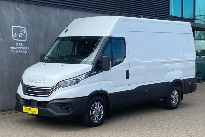 Hvid Iveco Daily fra 2026