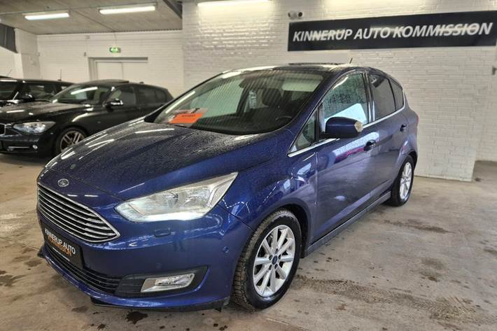Blå Ford C-MAX fra 2017 set udefra