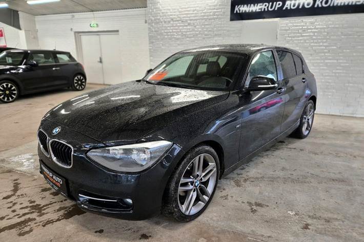 Sort BMW 118d fra 2013