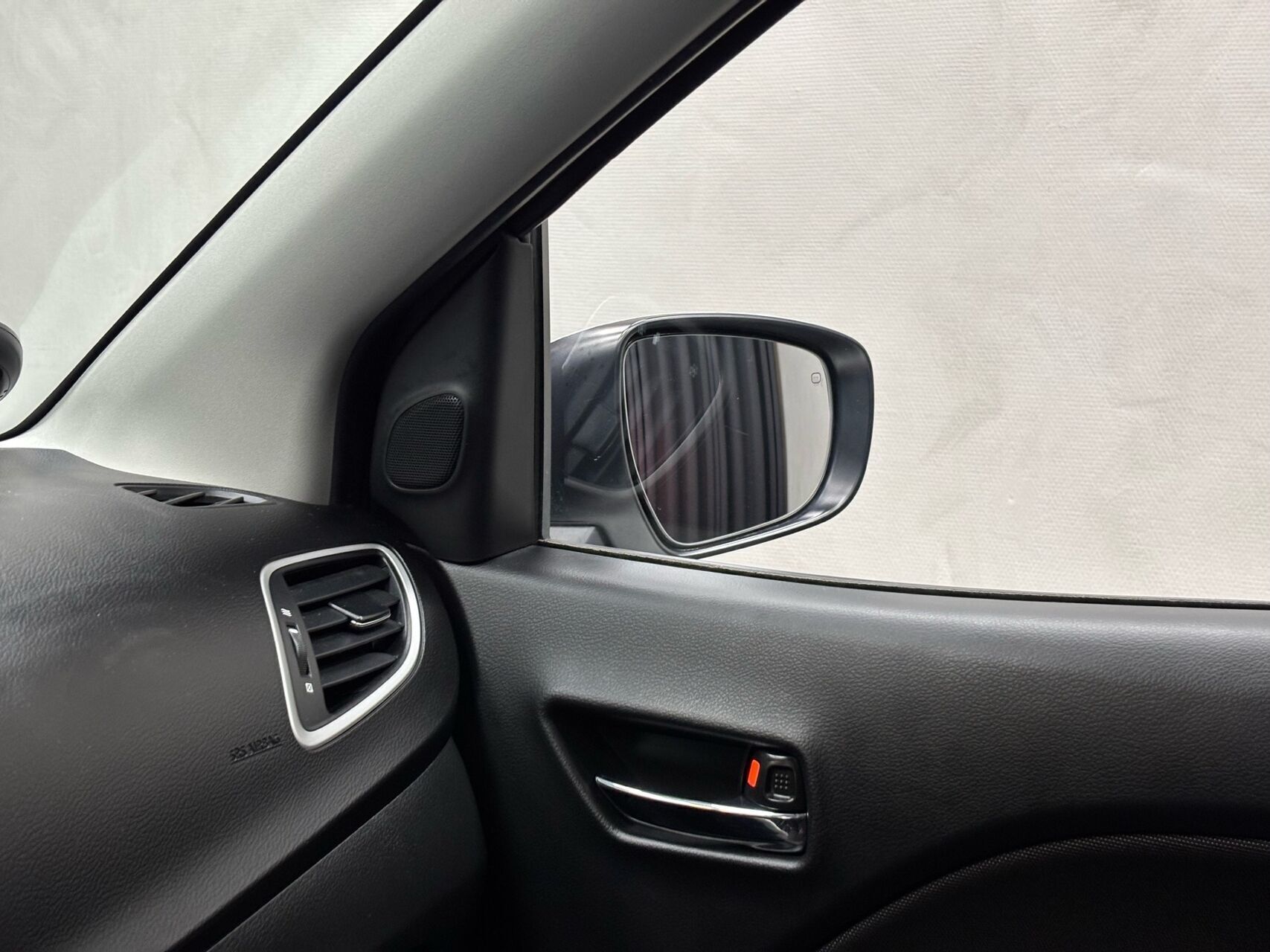 Hvid Suzuki Baleno fra 2019