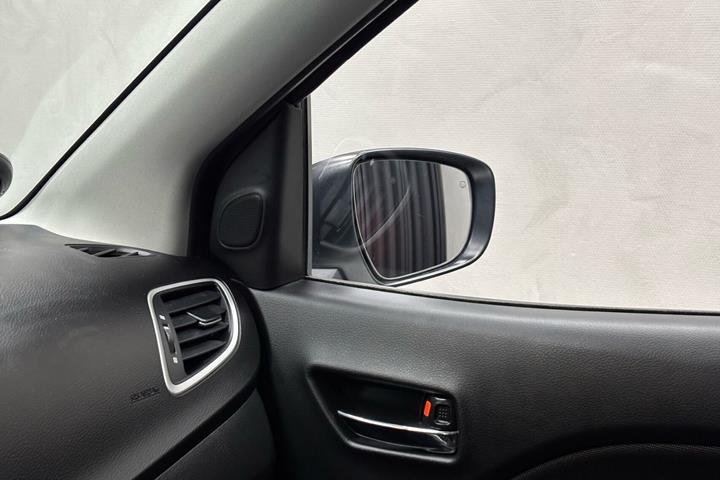 Hvid Suzuki Baleno fra 2019