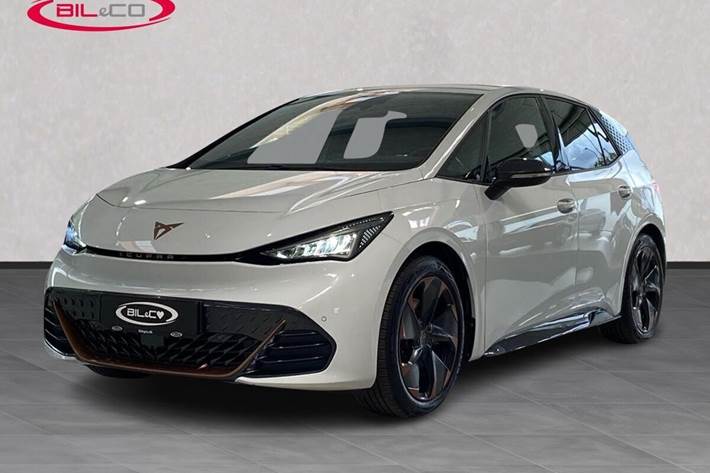 Hvid Cupra Born fra 2022 set udefra