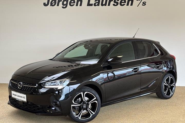 Sort Opel Corsa fra 2023 set udefra