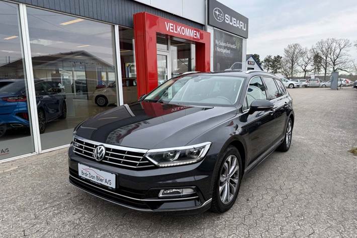 Grå VW Passat fra 2018