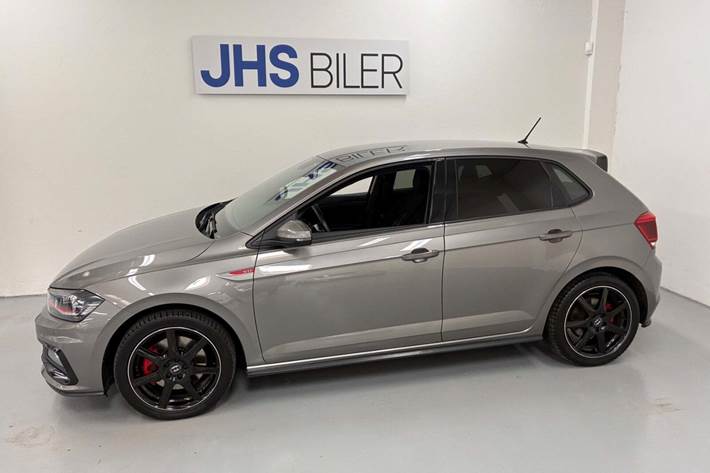 Orange VW Polo fra 2021