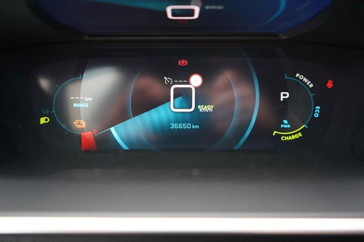 undefined Peugeot e-2008 fra 2023