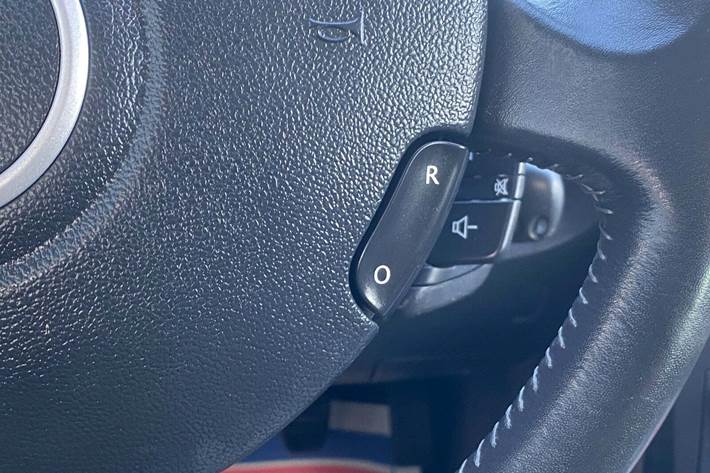 Hvid Renault Clio III fra 2012