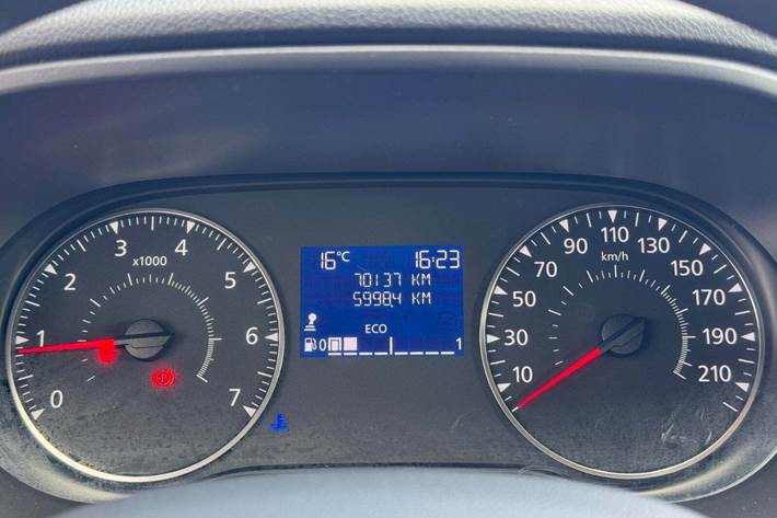 Blå Dacia Duster fra 2019